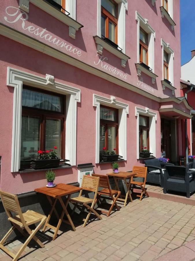 Penzion U Papousku Їндржихув-Градец Екстер'єр фото